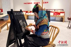 （八闽千姿）惠女石上“绣”芳华